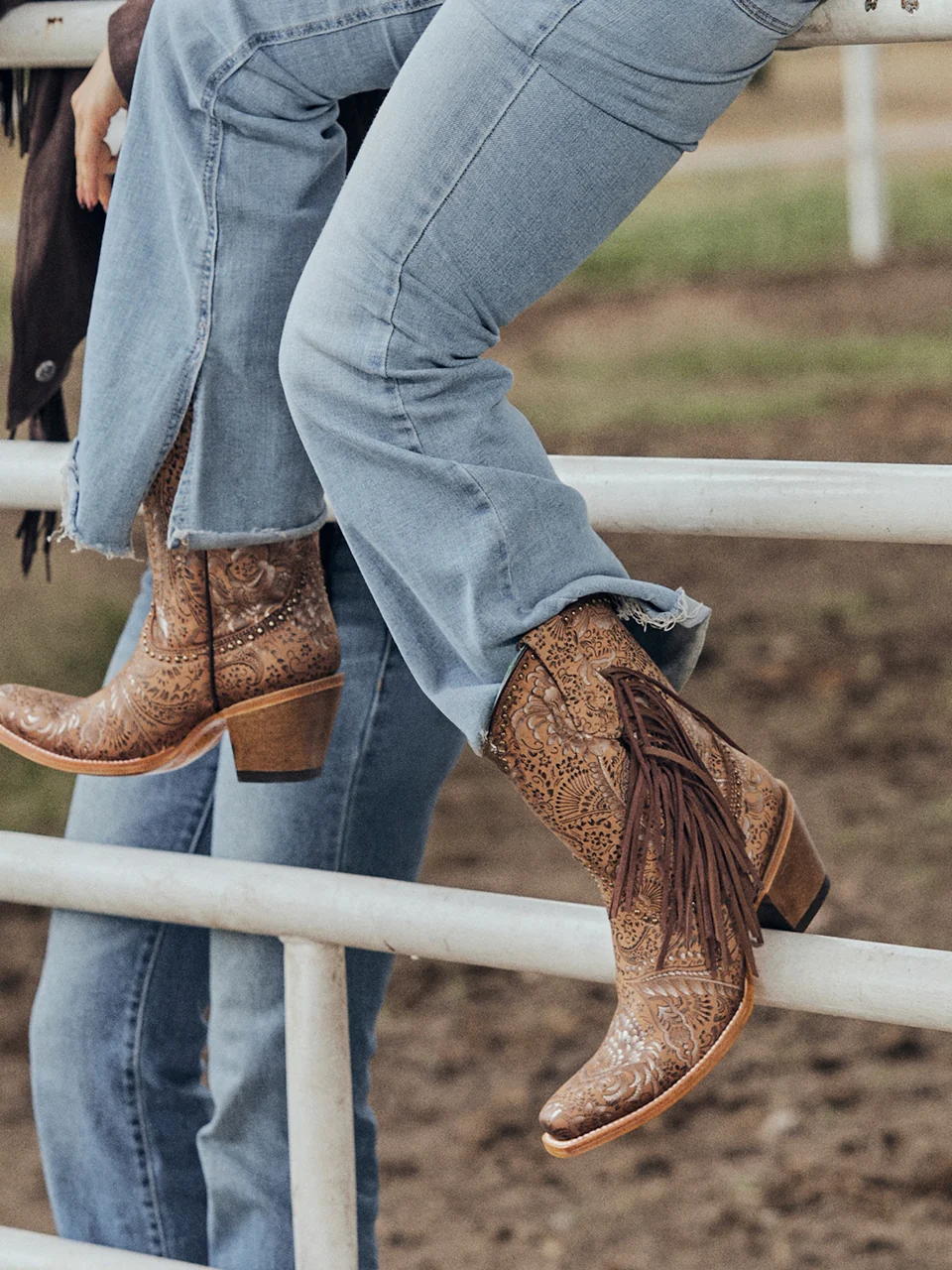 A4996 - WOMEN'S STAMPED FLORAL AND FRINGE SUEDE SAND NARROW SQUARE TOE ANKLE COWBOY BOOT - Image 2