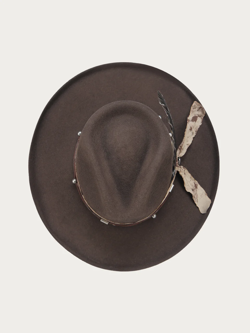 H0012 - BROWN COWGIRL HAT WITH FABRIC AND LEATHER HATBAND AND DUO COLORED FEATHER. - Image 3