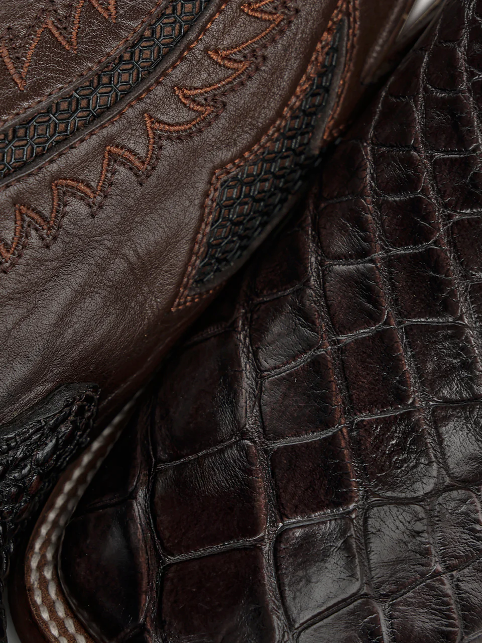 A5118 - MEN'S BROWN ALLIGATOR INLAY AND EMBROIDERY WIDE SQ. TOE COWBOY BOOT - Image 4