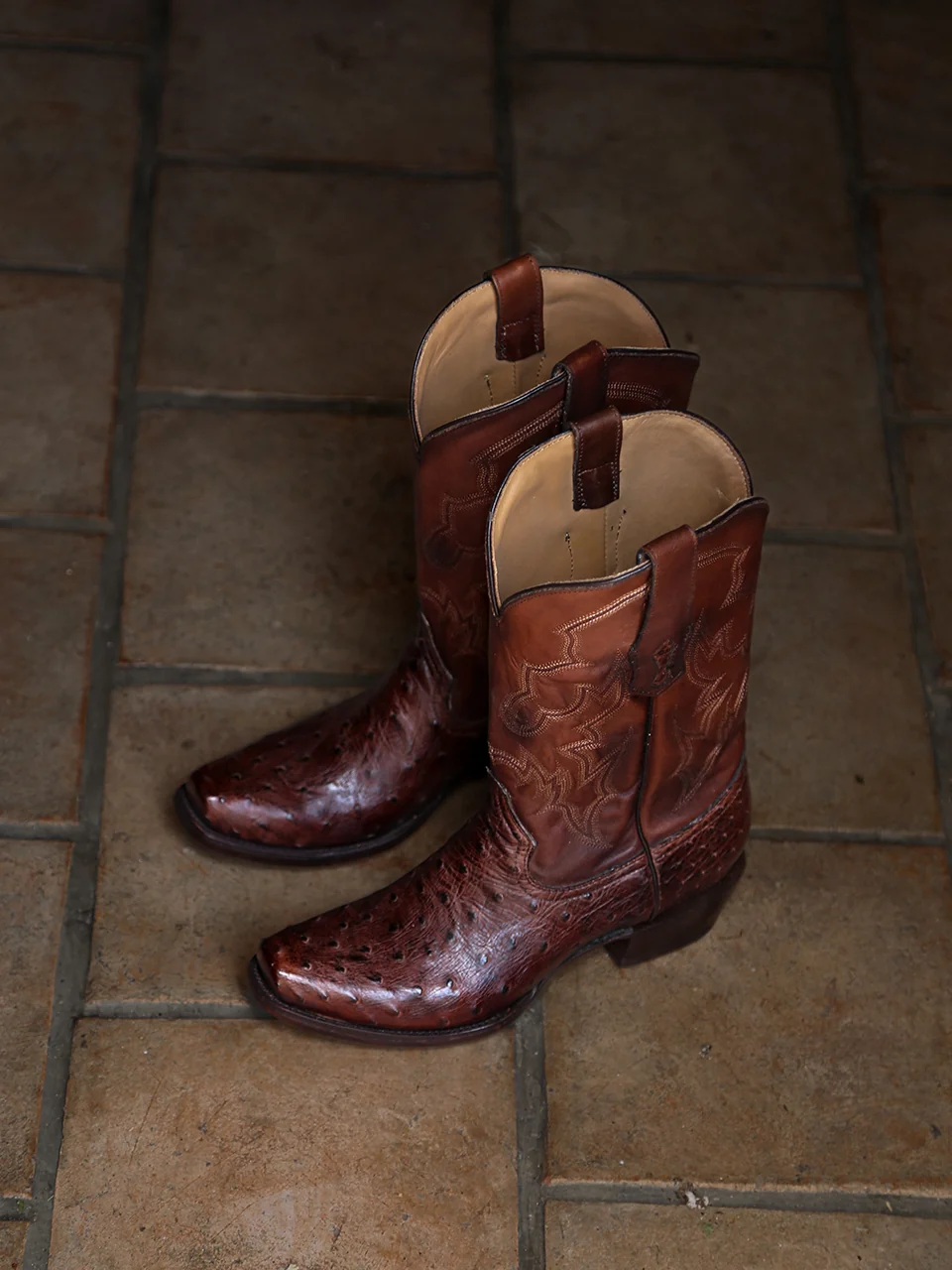 A4548 - MEN'S EMBROIDERY AND OSTRICH BROWN NARROW SQUARE TOE COWBOY BOOT - Image 2