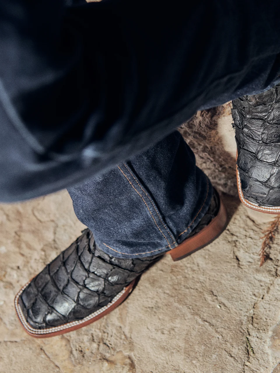 A4981 - MEN'S EMBROIDERY BLACK PIRARUCU FISH WIDE SQUARE TOE COWBOY BOOT - Image 2