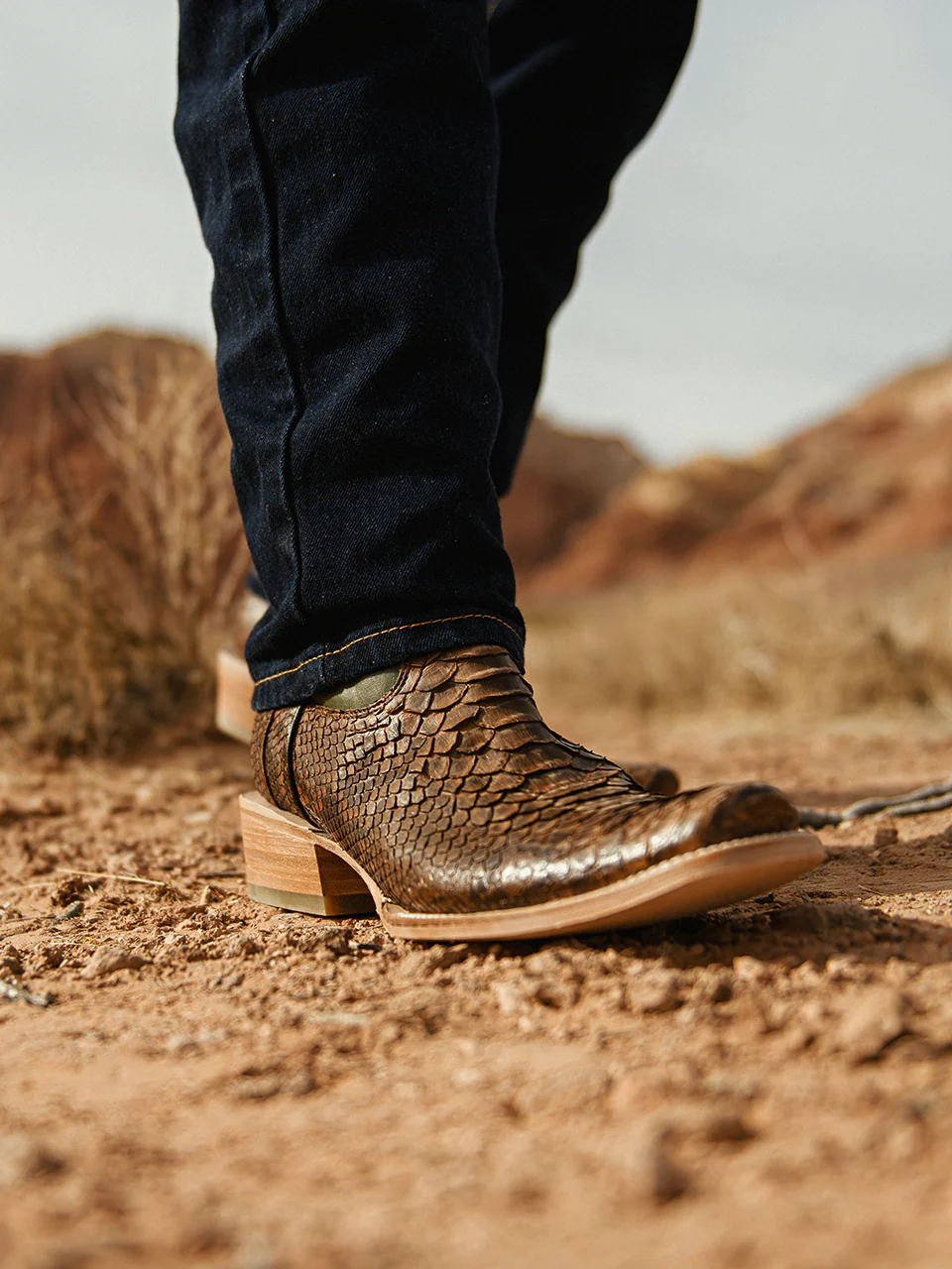 A4287 - MEN'S EMBROIDERY GENUINE BROWN PYTHON VAMP NARROW SQUARE TOE GREEN COWBOY BOOT - Image 2