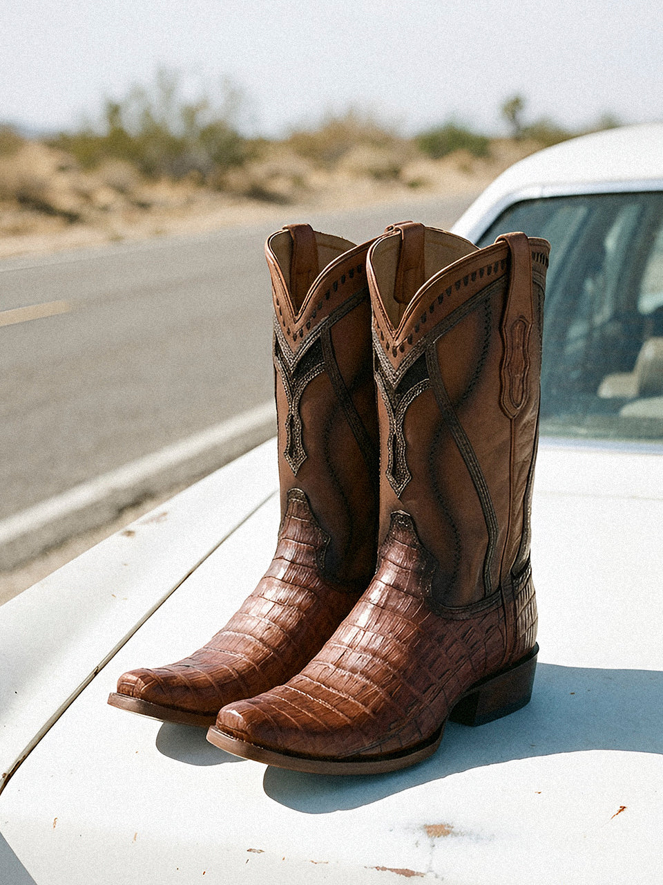 A5109 - MEN'S EMBROIDERY WOVEN AND INLAY HONEY CAIMAN NARROW SQUARE TOE COWBOY BOOT - Image 4