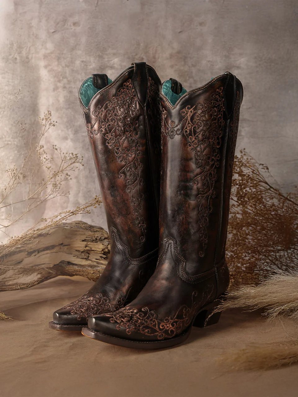 A4801 - WOMEN'S FLORAL EMBROIDERY BLACK AND HONEY SNIP TOE COWBOY BOOT - Image 2