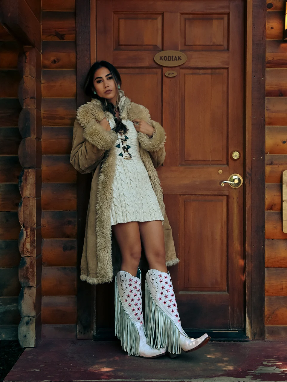 C4084 - WOMEN'S LUMINESCENT EMBROIDERY AND PINK STARS WITH LAMB FRINGE WHITE SNIP TOE COWBOY BOOT - Image 6