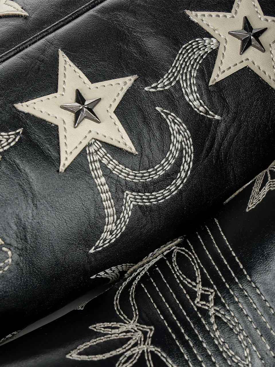 Z5548 - WOMEN'S BLACK EMBROIDERY STARS OVERLAY AND STUDS TALL TOP SNIP TOE COWBOY BOOT - Image 2